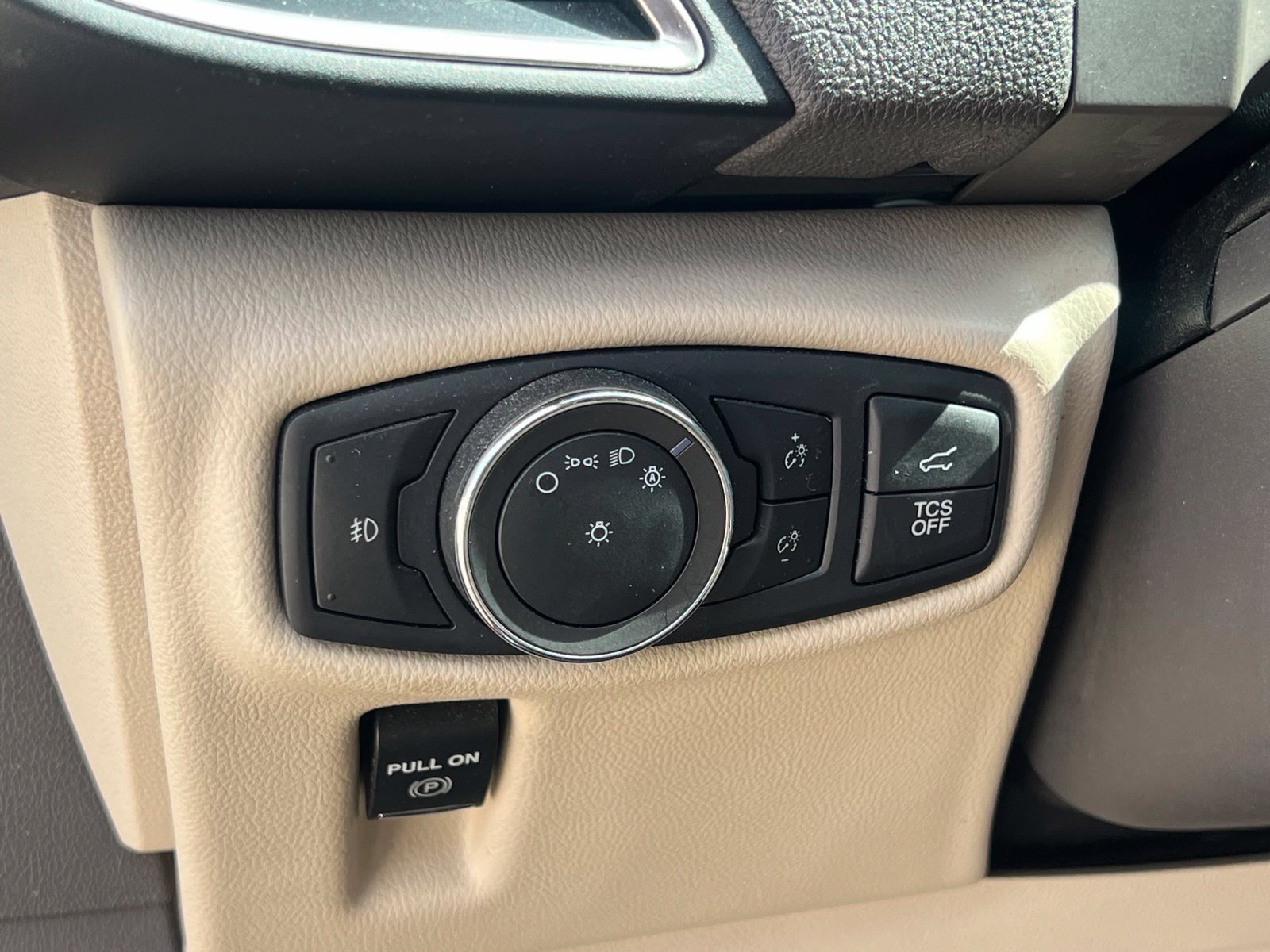 Used 2019 Lincoln Nautilus Reserve FWD image 28