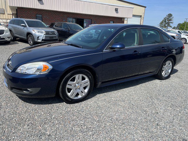 Used 2011 Chevrolet Impala LT image 2