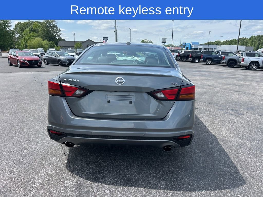Used 2022 Nissan Altima 2.5 SR FWD image 5