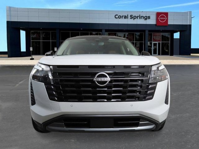 New 2026 Nissan Pathfinder Platinum w/ Cargo Package AWD/4WD image 8