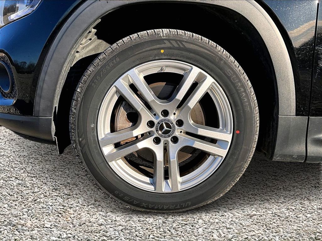 Used 2021 Mercedes-Benz GLB 250 4MATIC image 7