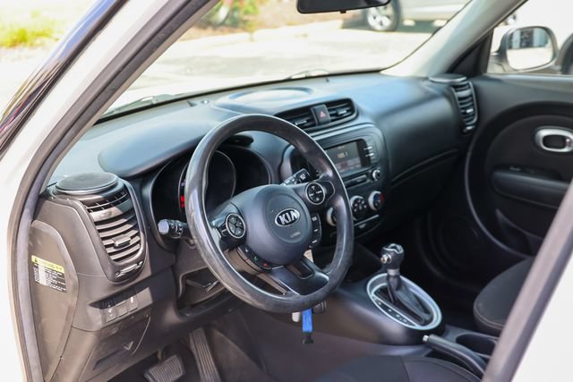 Used 2017 Kia Soul w/ Convenience Package FWD image 30