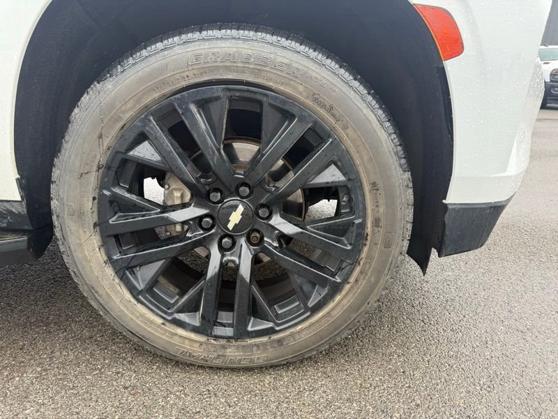 Used 2021 Chevrolet Suburban LT image 4