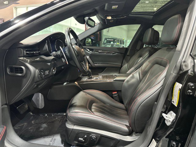Used 2018 Maserati Quattroporte S Q4 AWD/4WD image 29