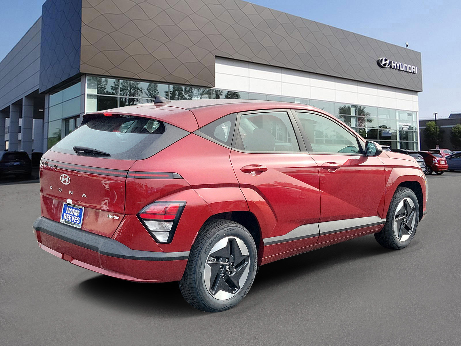 New 2025 Hyundai Kona SE image 2