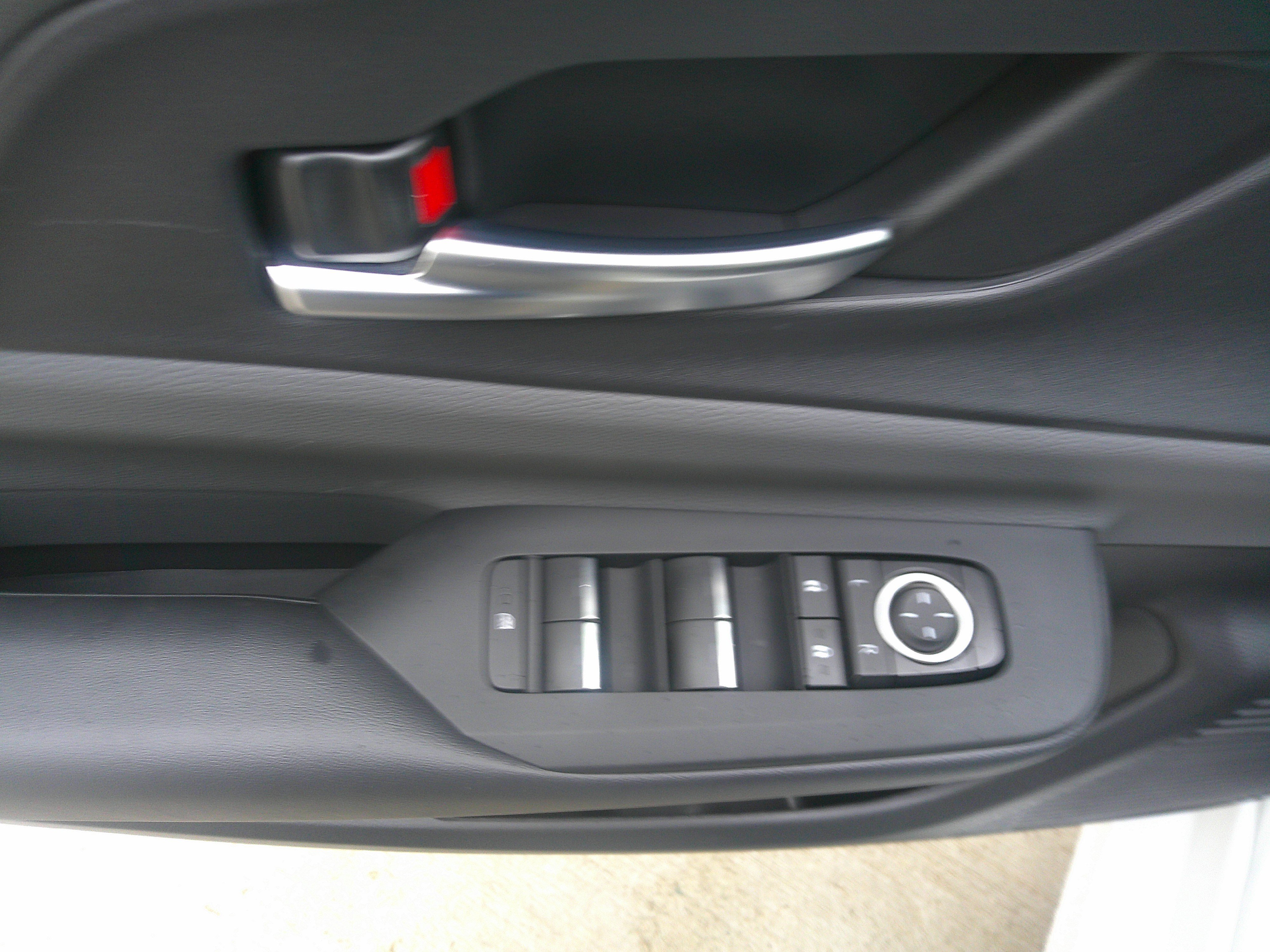 Used 2024 Toyota Prius XLE image 18