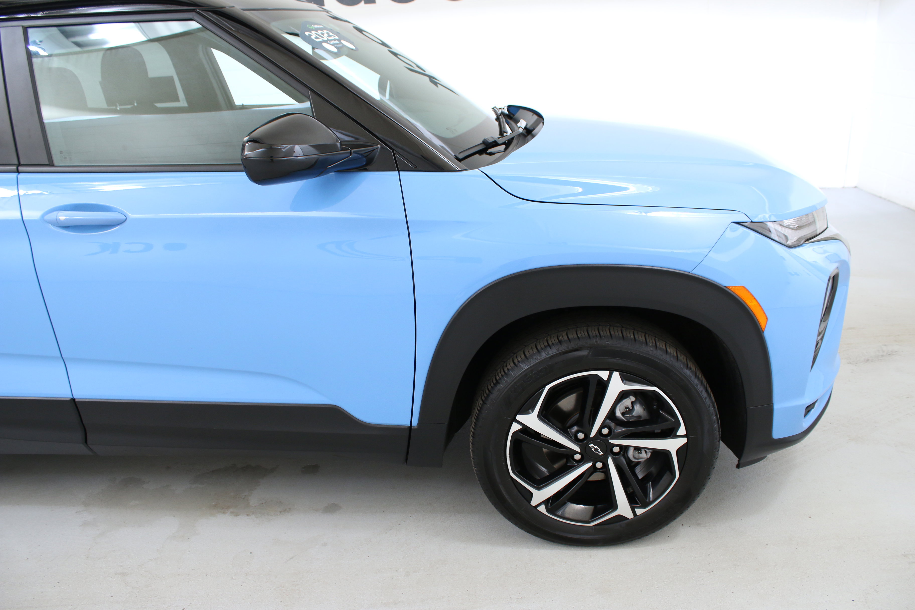 Certified 2023 Chevrolet TrailBlazer RS w/ Convenience Package AWD/4WD image 11