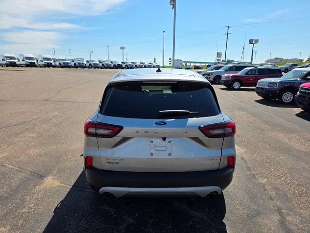 Used 2023 Ford Escape Active w/ Tech Pack #1 AWD/4WD image 7
