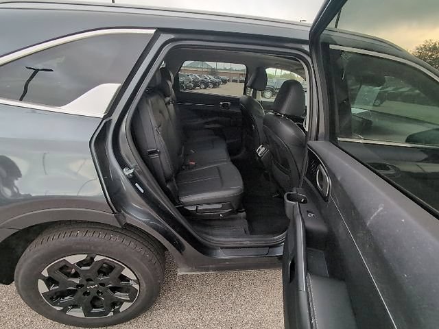 Used 2024 Kia Sorento S w/ Panoramic Sunroof Package AWD/4WD image 5