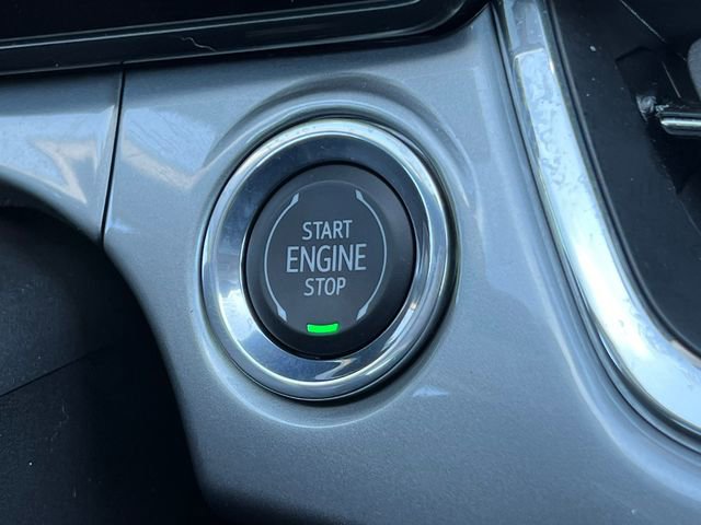 Used 2024 Chevrolet Trax LT w/ Driver Confidence Package FWD image 27