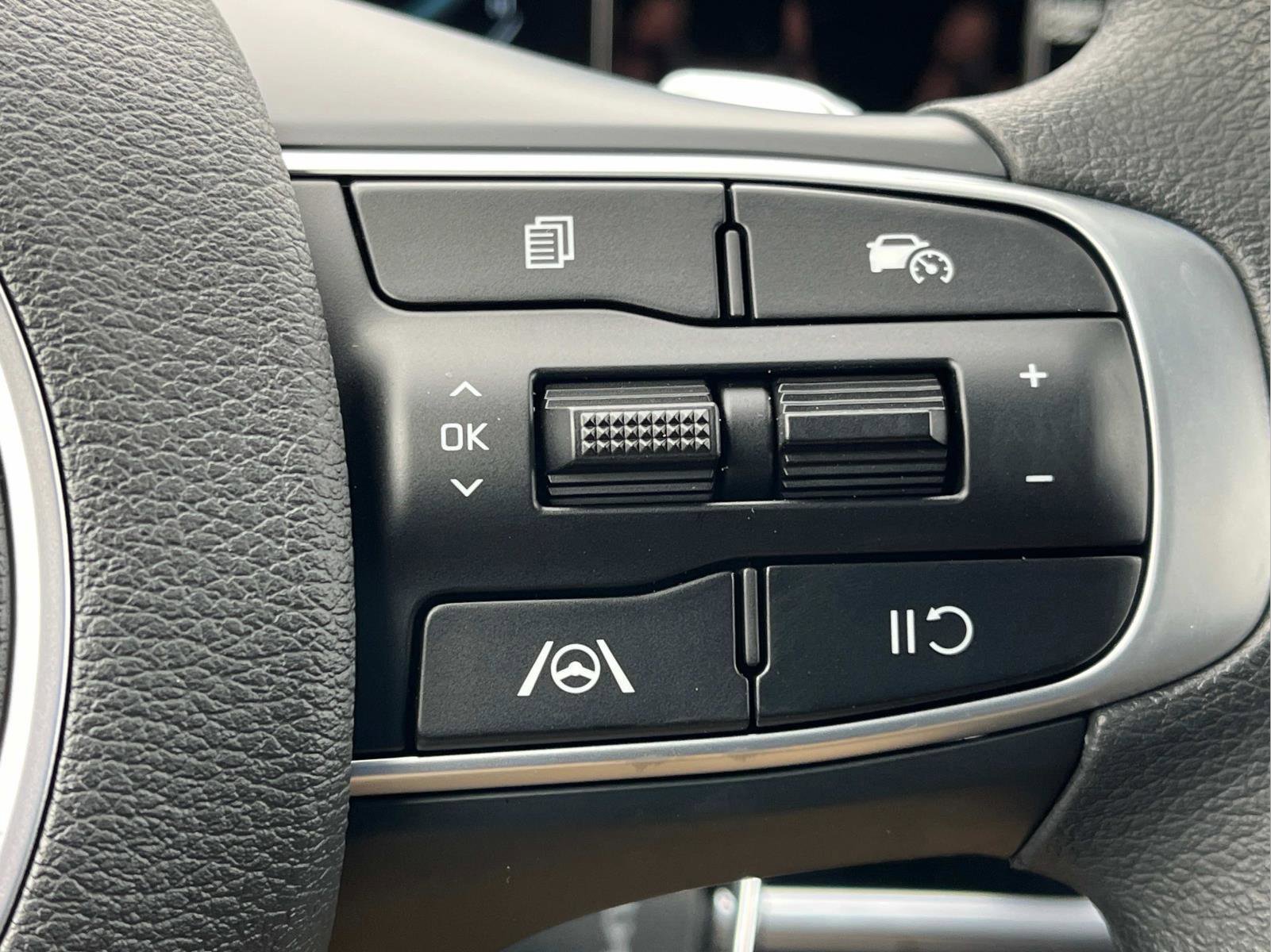 New 2025 Kia Sportage LX image 27