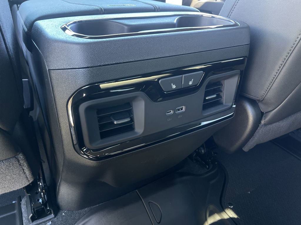 New 2026 GMC Sierra 1500 AT4 w/ AT4 Premium Package AWD/4WD image 21