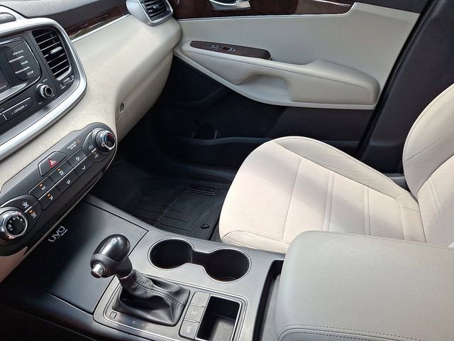 Used 2016 Kia Sorento AWD image 29