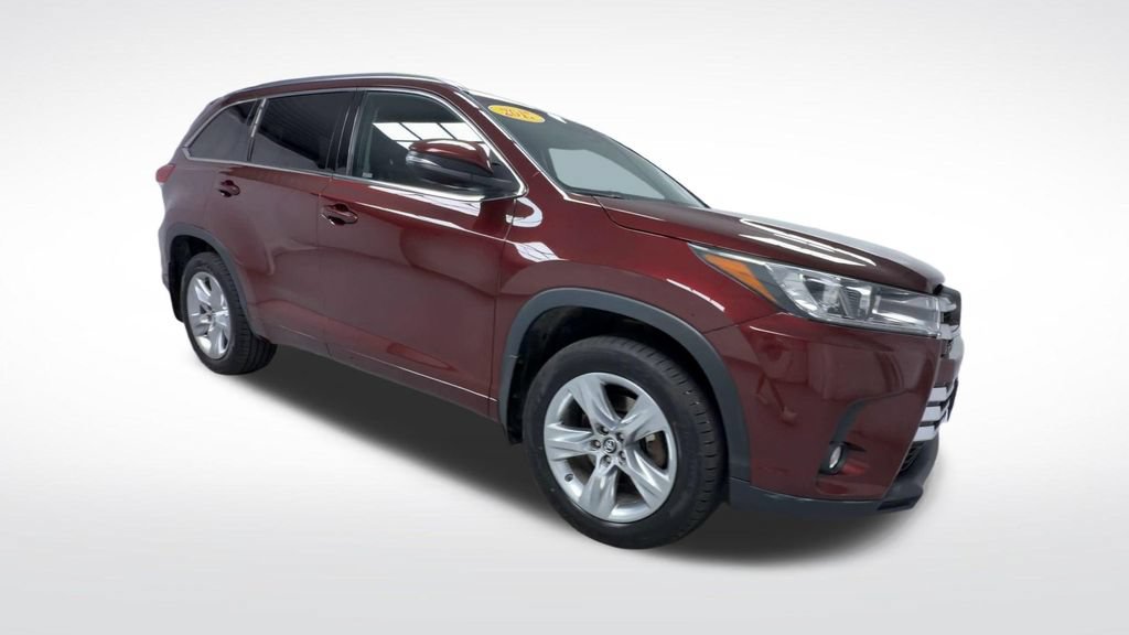 Used 2017 Toyota Highlander Limited AWD/4WD image 2