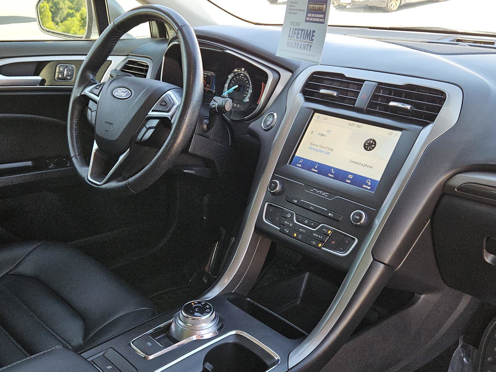 Used 2020 Ford Fusion SEL FWD image 32