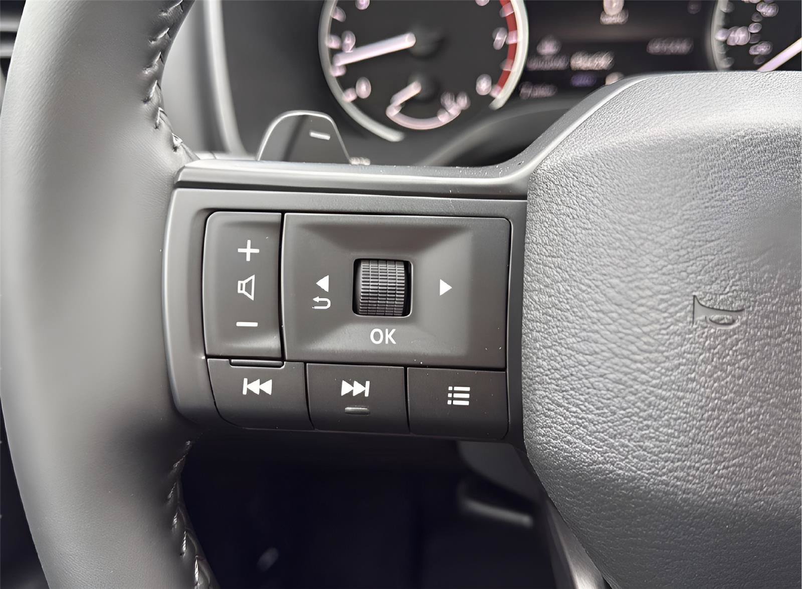 New 2026 Nissan Rogue SV w/ Cold Weather Package AWD/4WD image 26