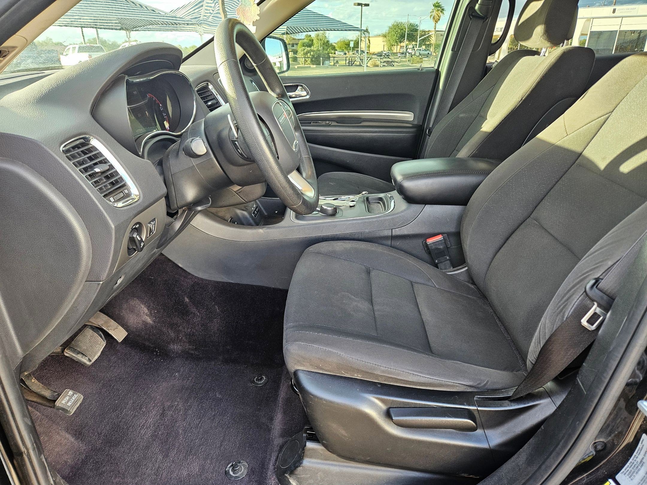 Used 2017 Dodge Durango SXT w/ 3rd Row Seating Group image 16