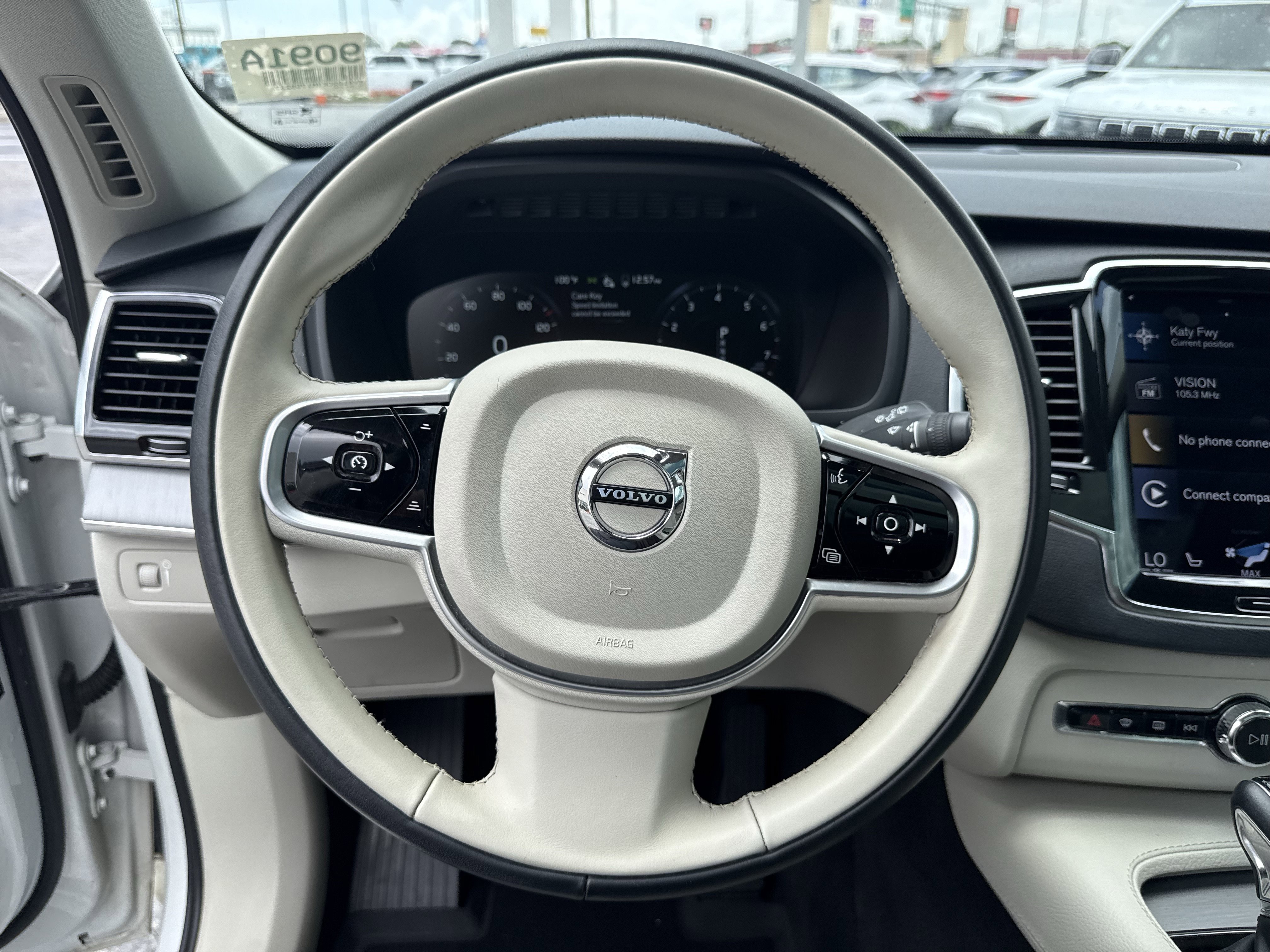Used 2021 Volvo XC90 T5 Momentum w/ Advanced Package FWD image 19