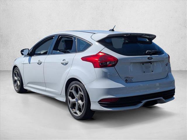 Used 2018 Ford Focus ST w/ Equipment Group 401A image 7