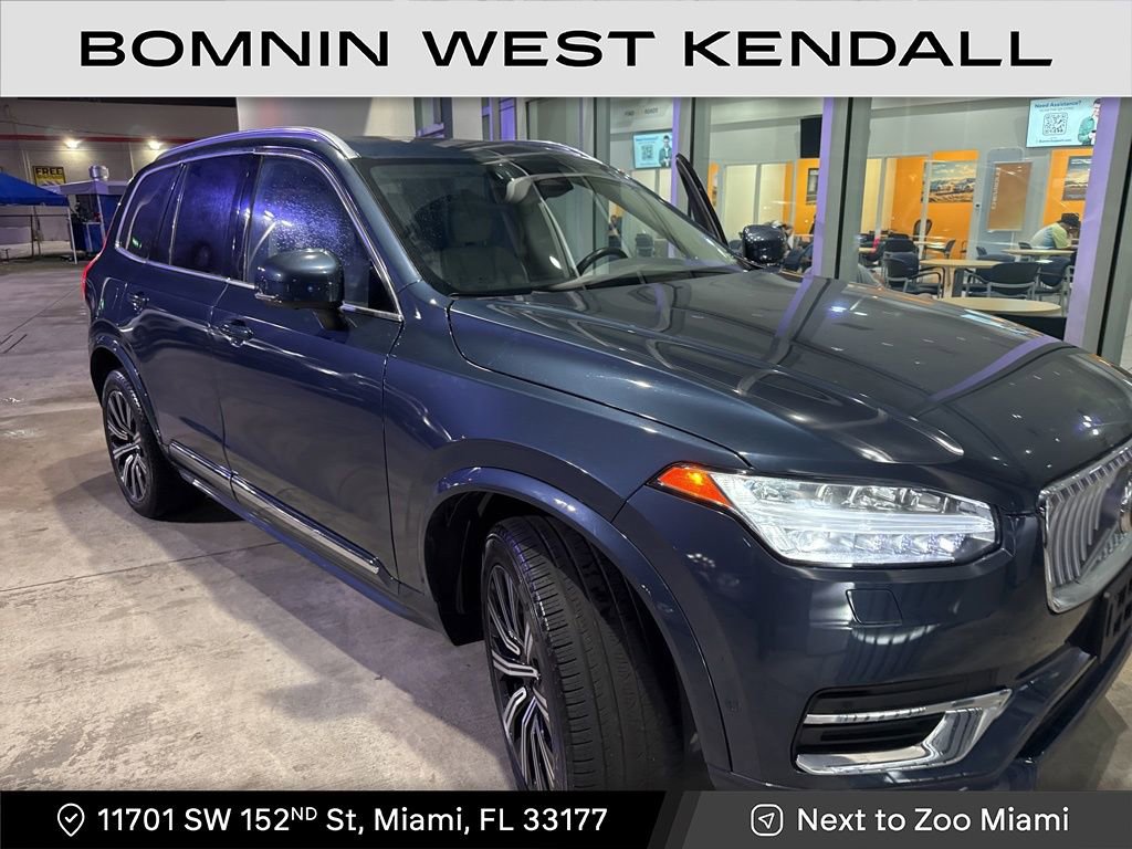 Used 2023 Volvo XC90 B6 Plus image 3