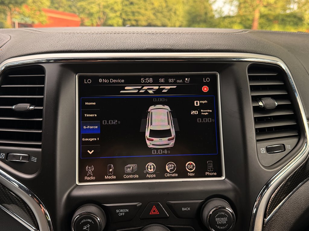 Used 2015 Jeep Grand Cherokee SRT AWD/4WD image 25