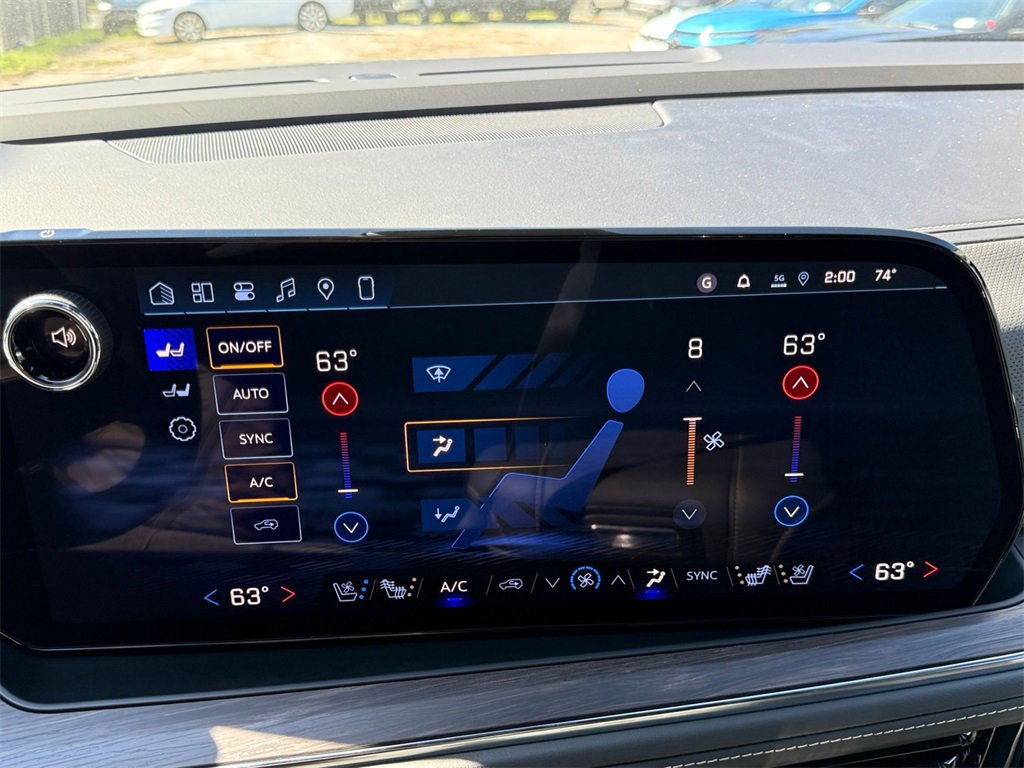 New 2026 Chevrolet Suburban Premier image 17