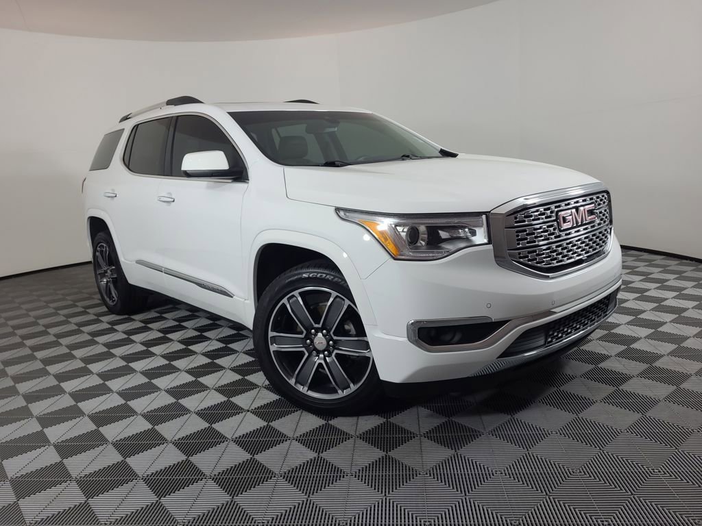 Used 2019 GMC Acadia Denali w/ Technology Package image 1