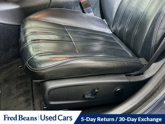 Used 2017 Chrysler 300 S image 19