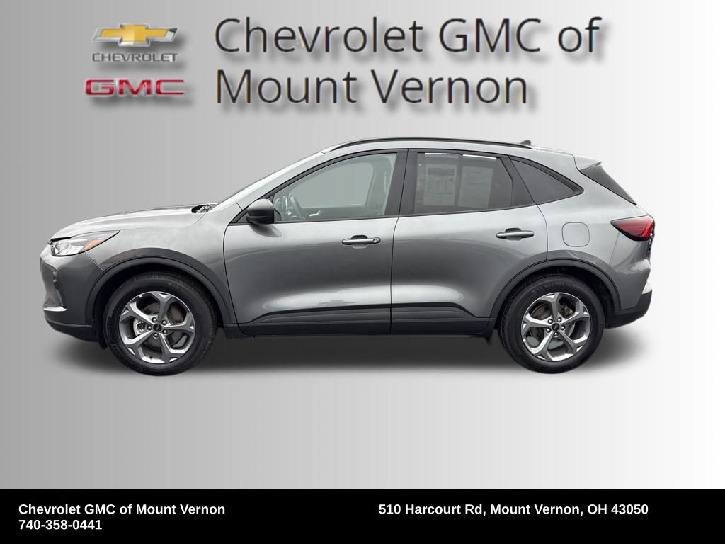 Used 2025 Ford Escape ST-Line image 2