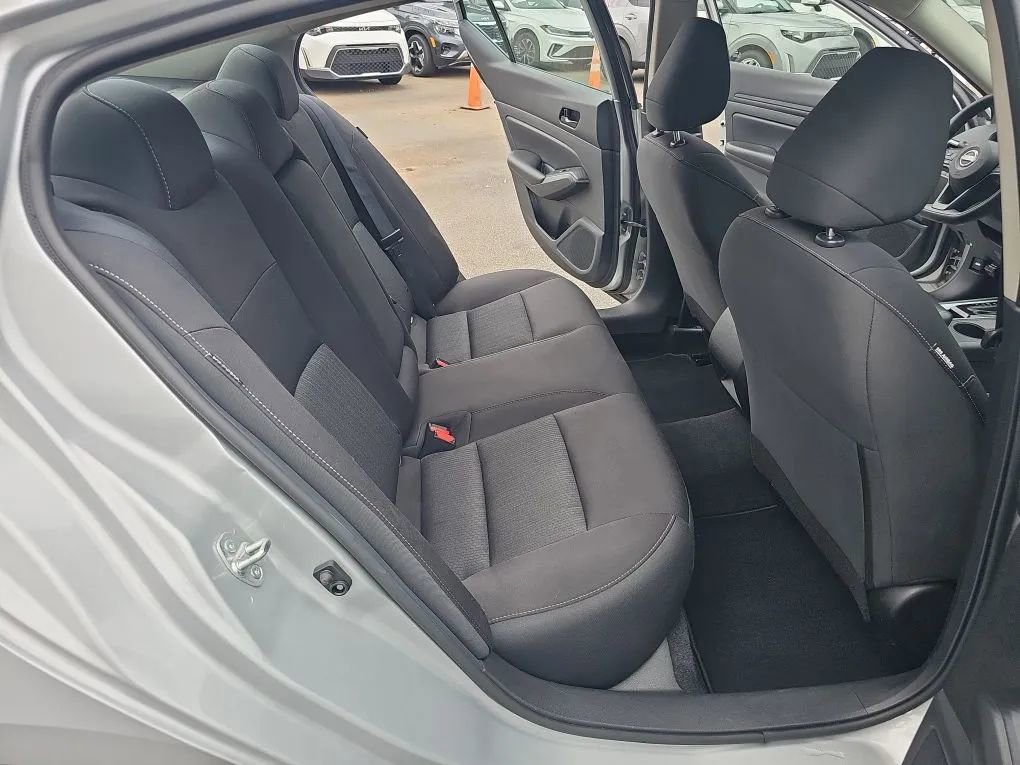 Used 2023 Nissan Altima 2.5 S image 17