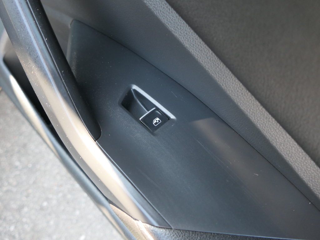 Used 2025 Volkswagen Jetta Sport FWD image 23