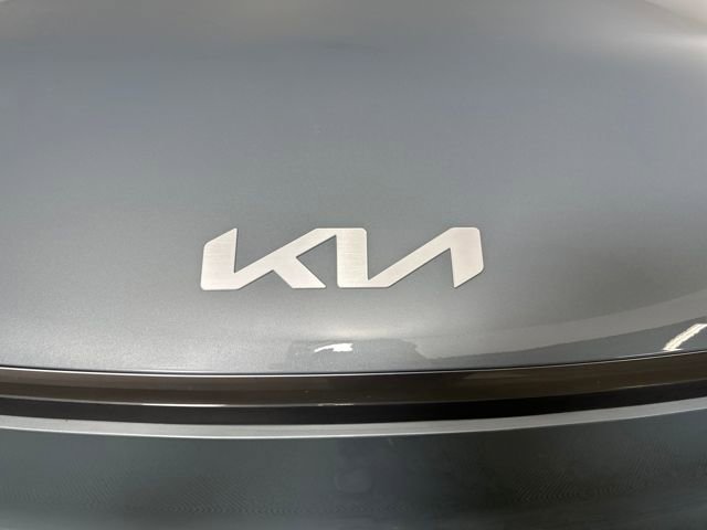 Used 2024 Kia EV9 Wind image 9