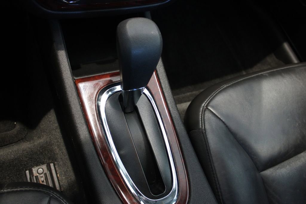 Used 2010 Chevrolet Impala LT w/ Luxury Edition Package image 17