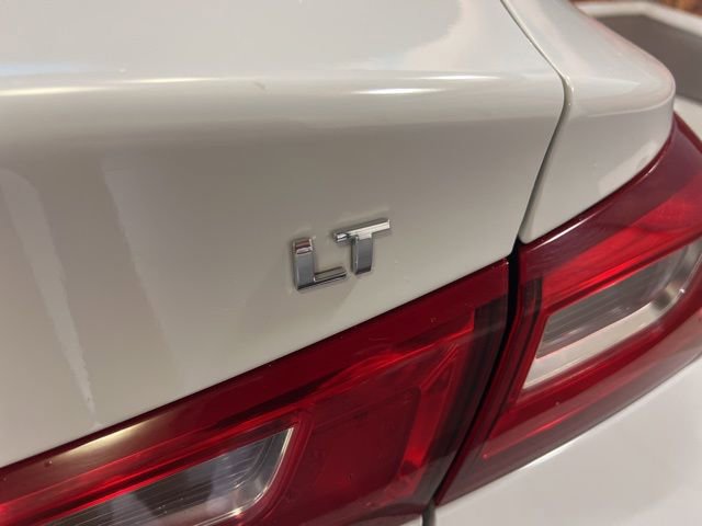 Used 2024 Chevrolet Malibu LT image 11