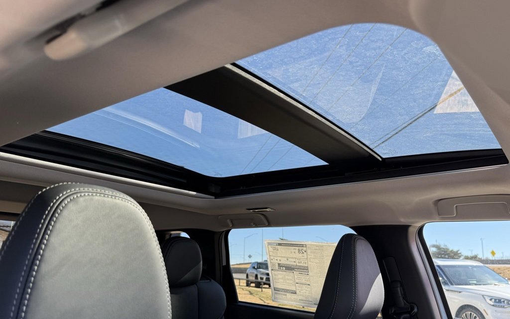 New 2026 Mitsubishi Outlander SE image 41