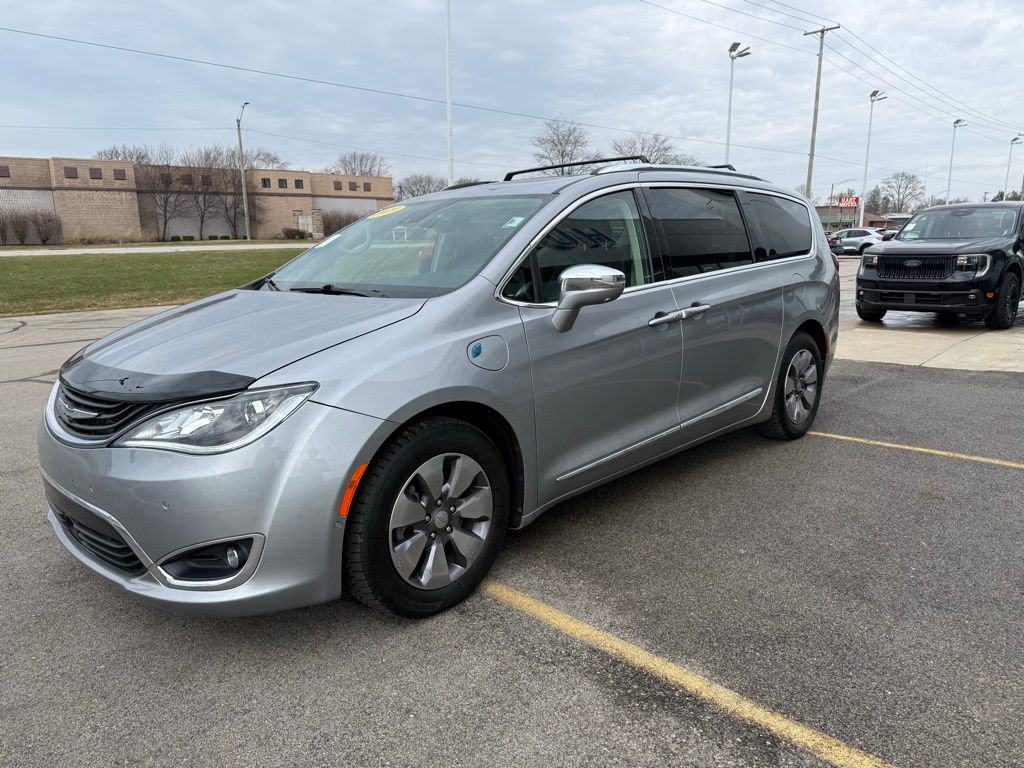 Used 2019 Chrysler Pacifica Limited w/ Advanced Safetytec Group FWD image 33