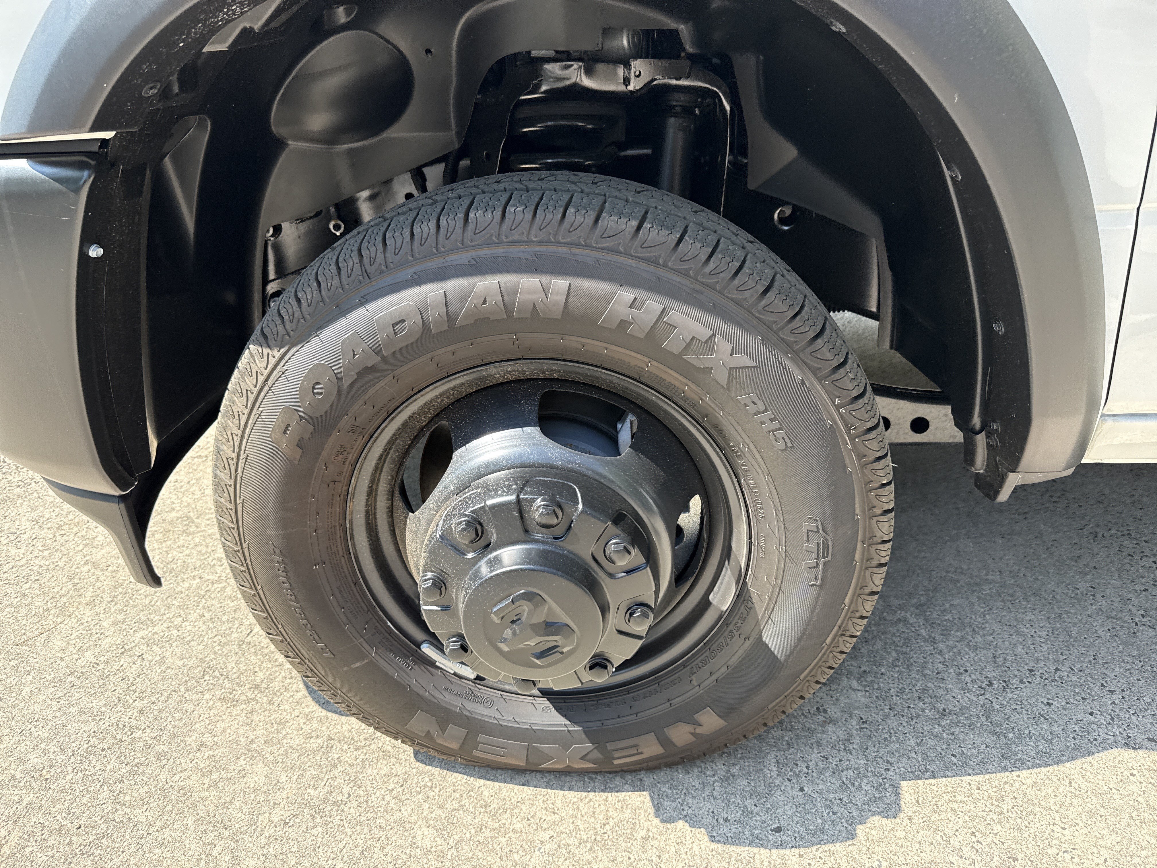 New 2026 RAM 3500 Tradesman AWD/4WD image 11