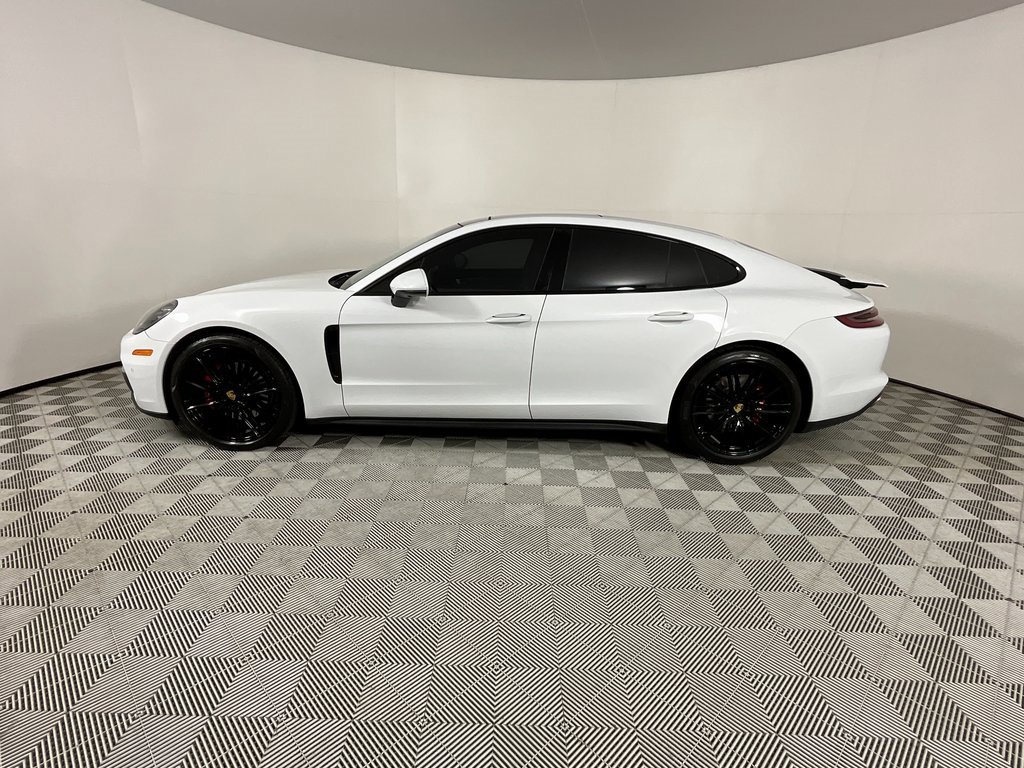 Used 2017 Porsche Panamera 4S image 2