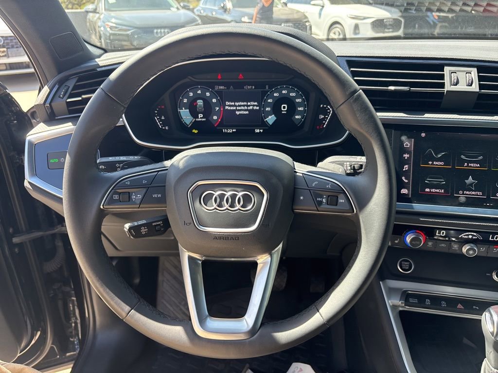 Used 2025 Audi Q3 2.0T Premium w/ Convenience Package image 21