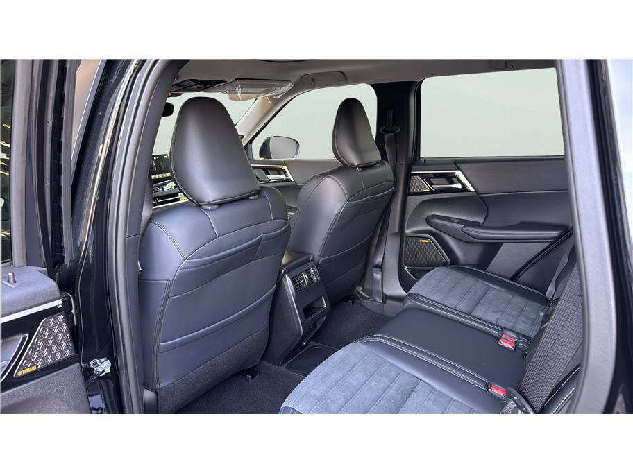 New 2026 Mitsubishi Outlander SE AWD/4WD image 19