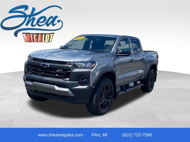 Certified 2024 Chevrolet Colorado Trail Boss w/ Technology Package AWD/4WD image 1