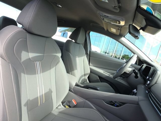 Certified 2026 Hyundai Elantra Sport FWD image 8