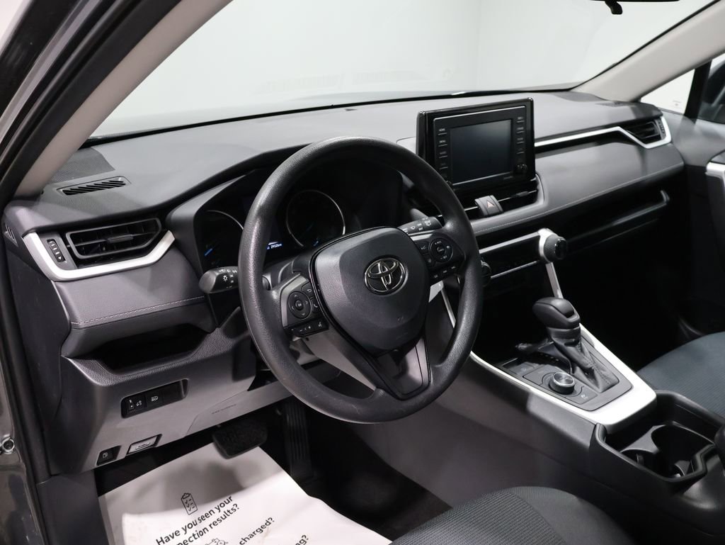Used 2021 Toyota RAV4 LE w/ Carpet Mat Package (TMS) image 15