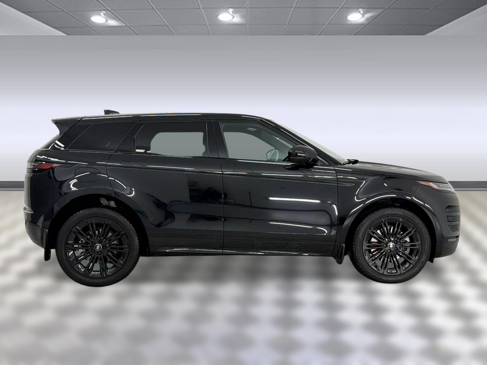 Used 2025 Land Rover Range Rover Evoque Dynamic SE AWD/4WD image 8