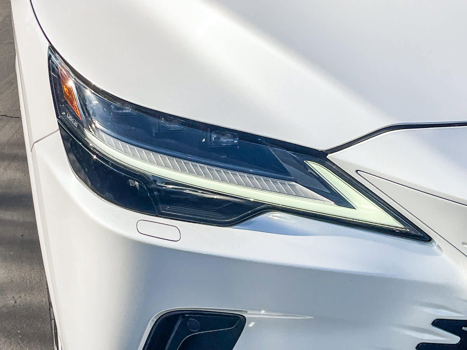 Certified 2023 Lexus RX 350 w/ Accessory Package (Z1) image 7