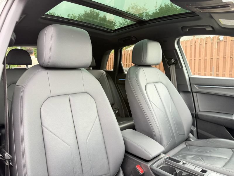 Used 2022 Audi Q3 2.0T Premium Plus w/ Premium Plus Package AWD/4WD image 32