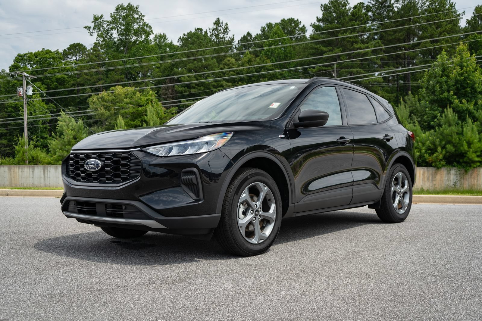 Used 2025 Ford Escape ST-Line AWD/4WD image 3