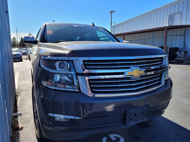 Used 2017 Chevrolet Suburban Premier image 3