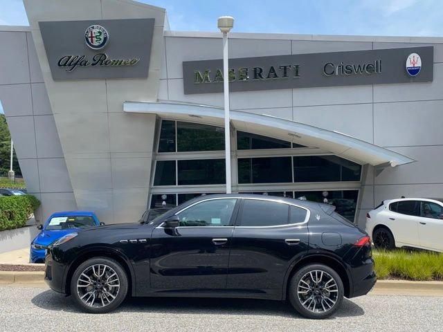 New 2025 Maserati Grecale GT image 8