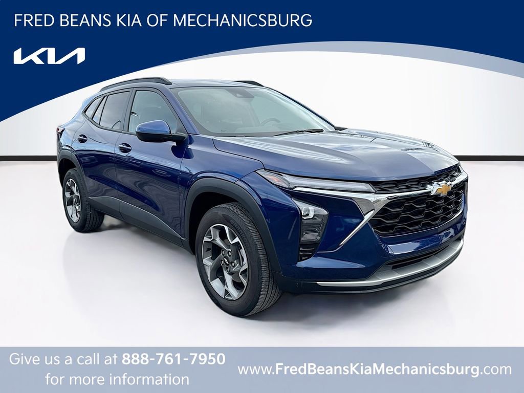 Used 2024 Chevrolet Trax LT w/ Driver Confidence Package image 1